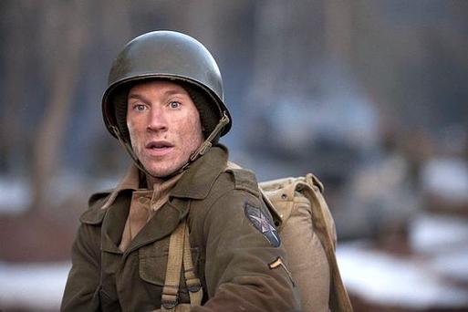 二战英雄连:真实还原二战战场,感受英雄的热血与牺牲!