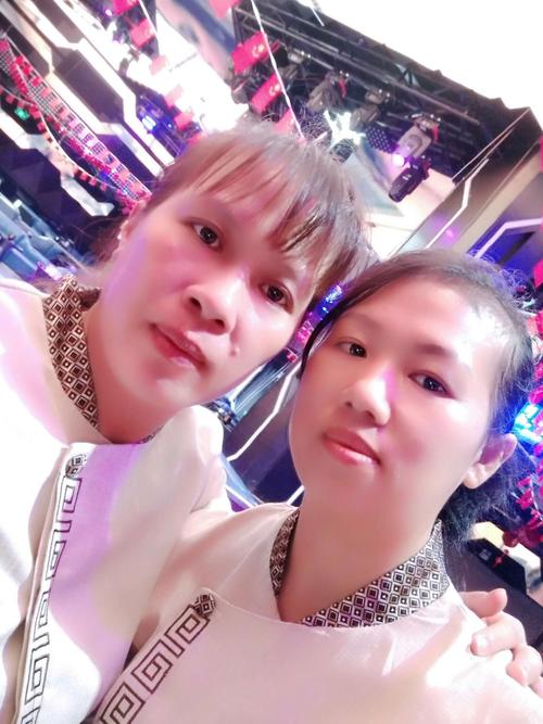 完美猫：揭秘电竞高手背后的故事，他的坚持与付出！