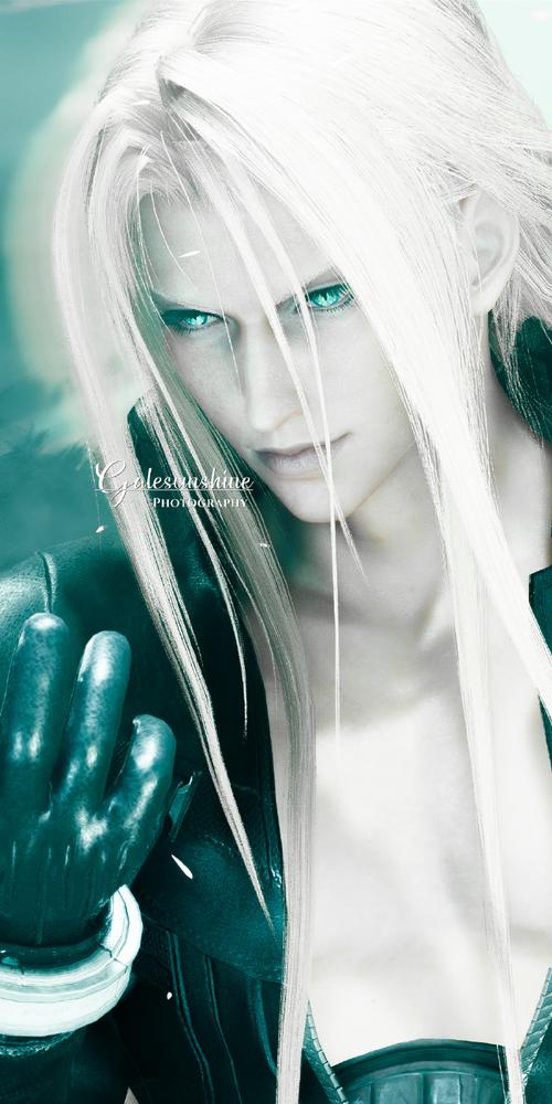 精选萨菲罗斯壁纸：高颜值游戏壁纸推荐