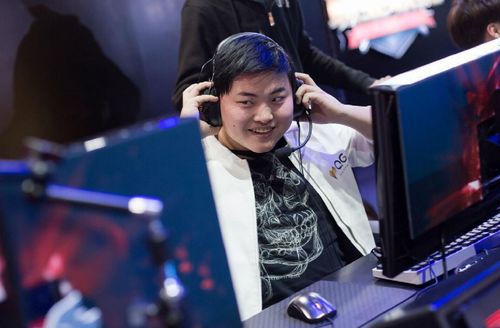 Uzi什么意思?电竞选手简自豪还是冲锋枪?