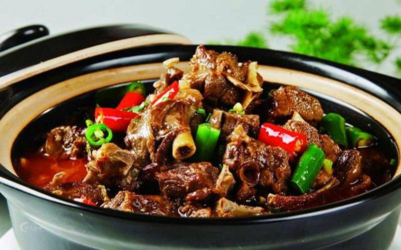 山狗肉：传统美食与现代营养的碰撞