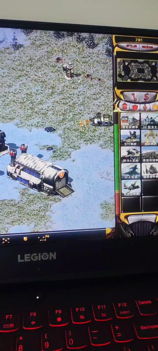 红警2兵临城下4：多国阵营等你来选择