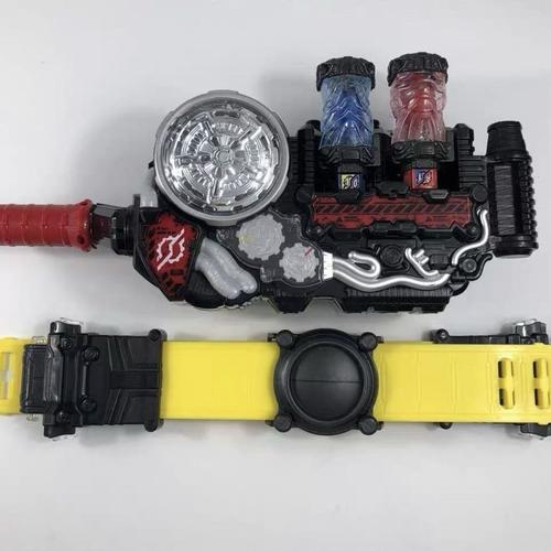 假面骑士模拟器腰带：变身你的骑士梦！