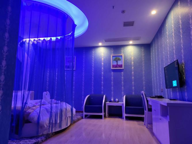 想体验刺激的酒店模拟?性爱酒店模拟器官方网站带你进入!