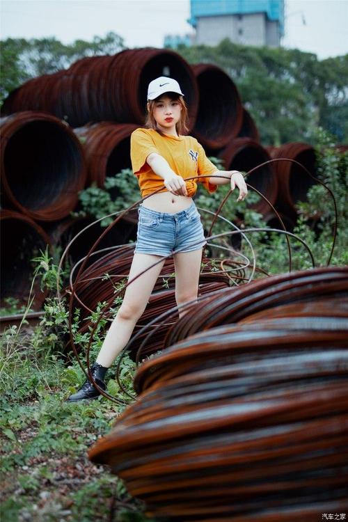 自大辣妹家庭教学官网:辣妹风格家庭教学视频