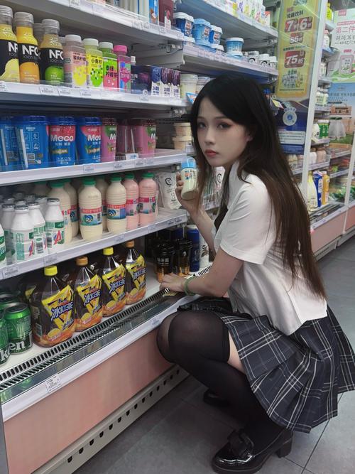 安全可靠的帮助辣妹下载地址，快速下载无病毒！