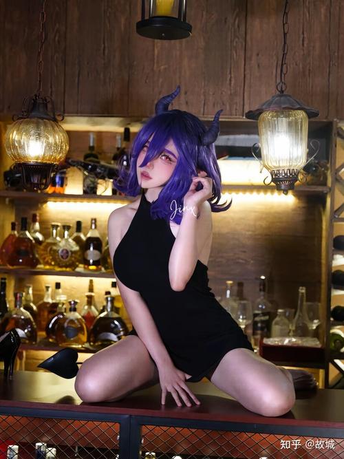 圣骑士大人与魅魔从者最新版本：高颜值魅魔等你征服