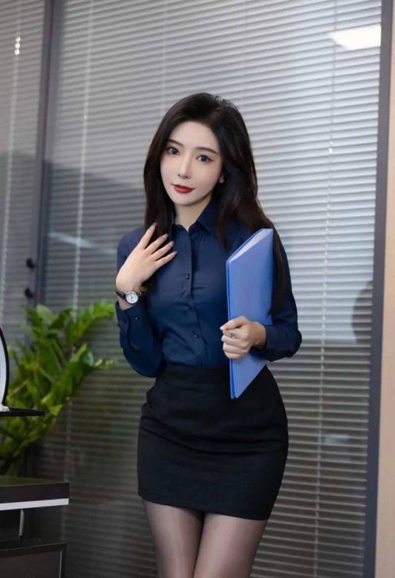 搜罗全网黑丝小说:版本大全免费看