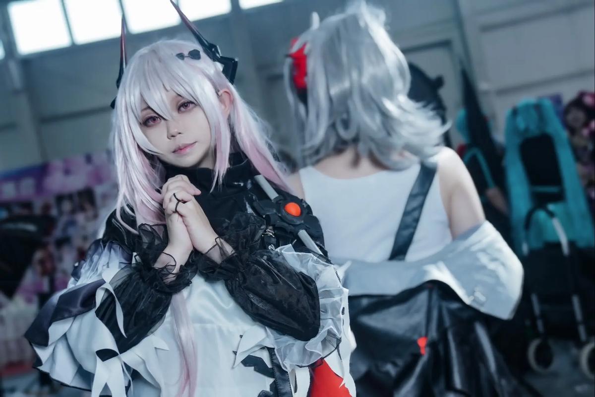 玩转女骑士蕾蒂西亚:各版本蕾蒂西亚的对比与分析