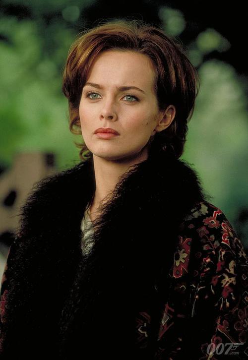 冠军II女郎帝国版本大全：完整版在线观看及游戏攻略