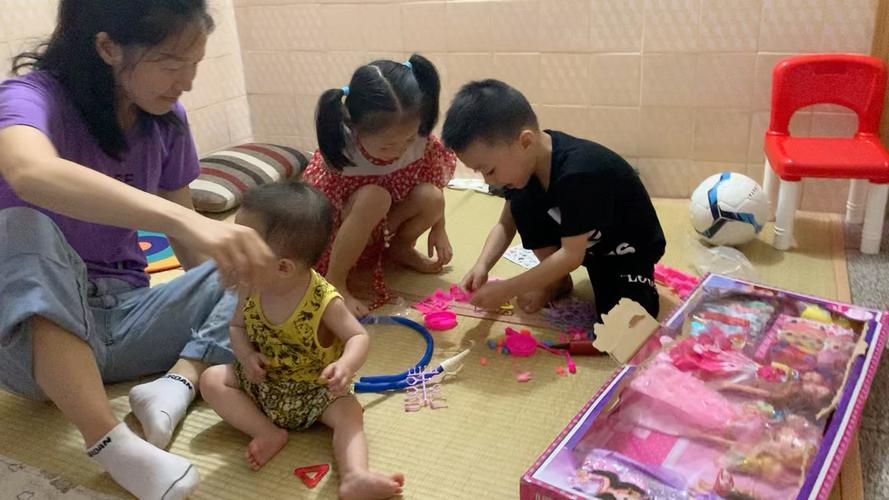 回忆夏日甜蜜：适合你弟弟玩的游戏有哪些？