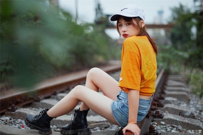 想下载自大辣妹家庭教学?这里提供安全可靠的下载链接!