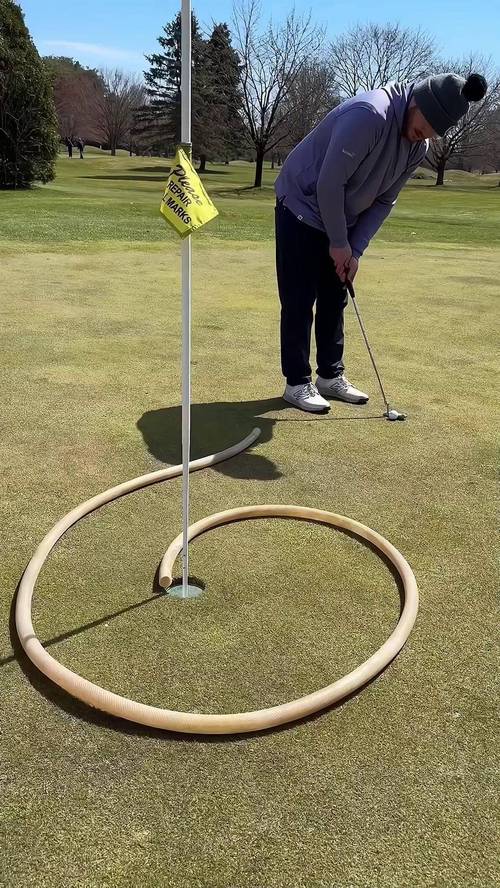 高尔夫是棒球洞的运动?欲望国度最新版游戏推荐!