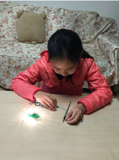 神奇铅笔官方网站:催眠铅笔游戏下载,感受不一样的校园生活