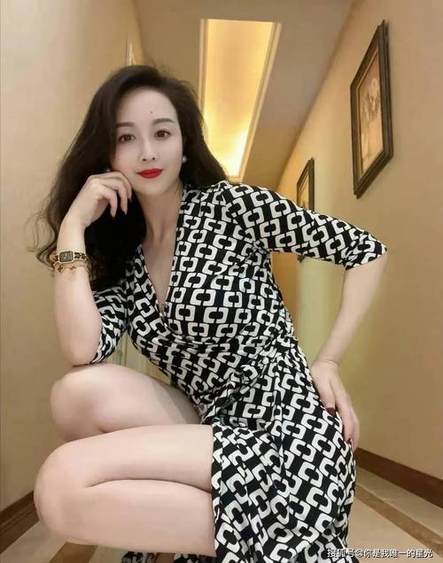 我的美熟继母2：探秘你弟弟的游戏世界！