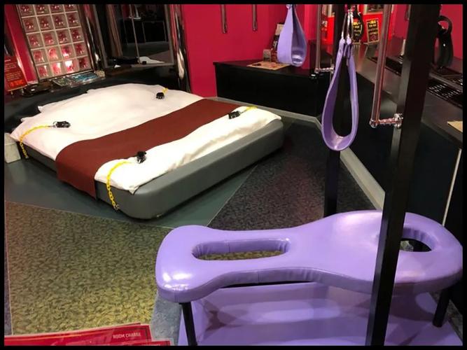 想体验刺激的酒店模拟?性爱酒店模拟器官方网站带你进入!