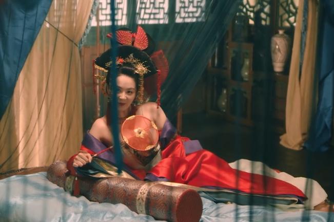 青楼之王各版本对比：哪个版本最值得玩？新手玩家必看！