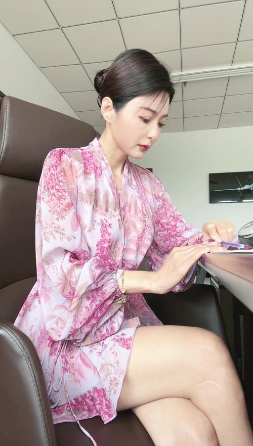 最新岳母官网推荐:海量资源,满足您的所有需求