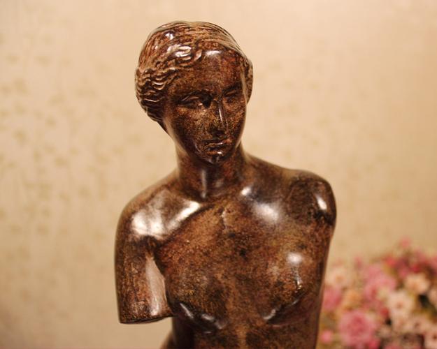 快速下载欧美96版维纳斯俱乐部游戏：安全可靠资源推荐