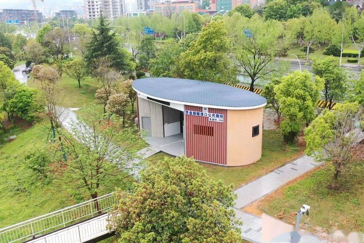 夏日小公园厕所最新地址更新，方便快捷找厕所！