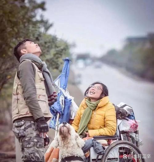 乡间生活：痴情哥哥守护病弱妹妹的暖心故事