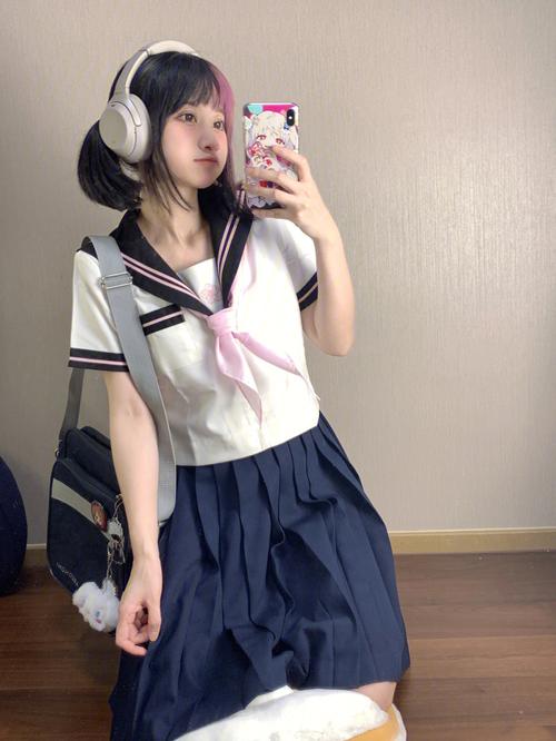 员工室JK日常：安卓PC版下载及玩法攻略大全