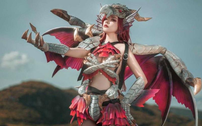 coser花絮游戏介绍:超甜美博主喵小吉的Cosplay幕后花絮