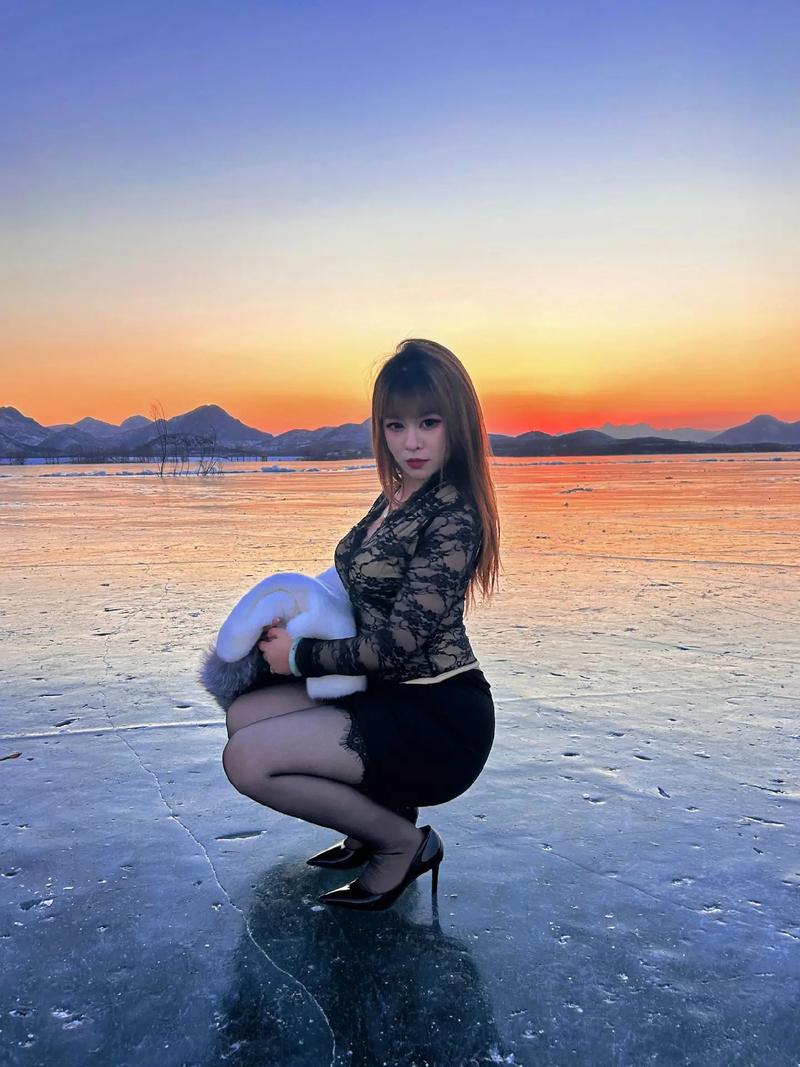 反差美女资源更新地址，福利满满等你来