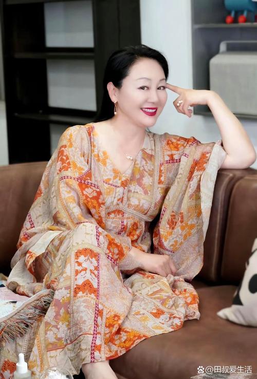 半老徐娘汉化版第二季更新:完整内容介绍