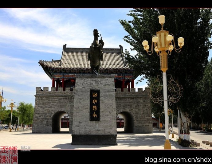 云中古城游戏详解：揭秘云中圣城奇遇