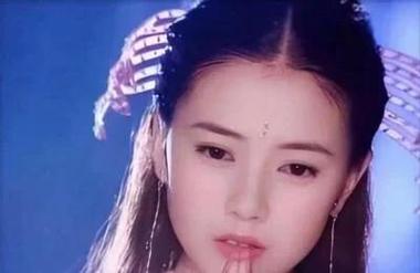 轩子巨二兔和杨过游戏：意外的精彩组合