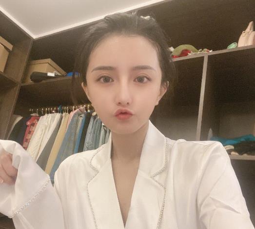 古阿扎都玩什么游戏?完整游戏介绍都在这