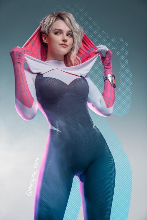 辣妹COS疯狂安卓版下载：劲爆游戏，不容错过