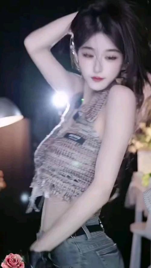 热舞女郎安卓版下载：高清壁纸动起来