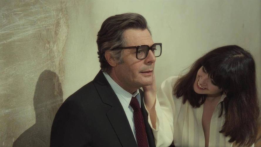 欲望交响曲V0.45安卓好玩吗？揭秘隐藏剧情与核心玩法！